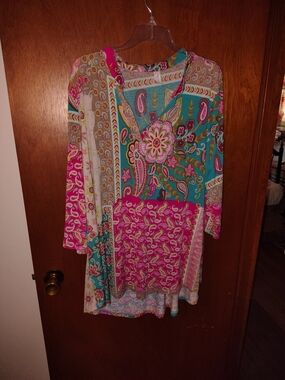 Bright Paisley V-Neck Tunic - Pink & Turquoise
